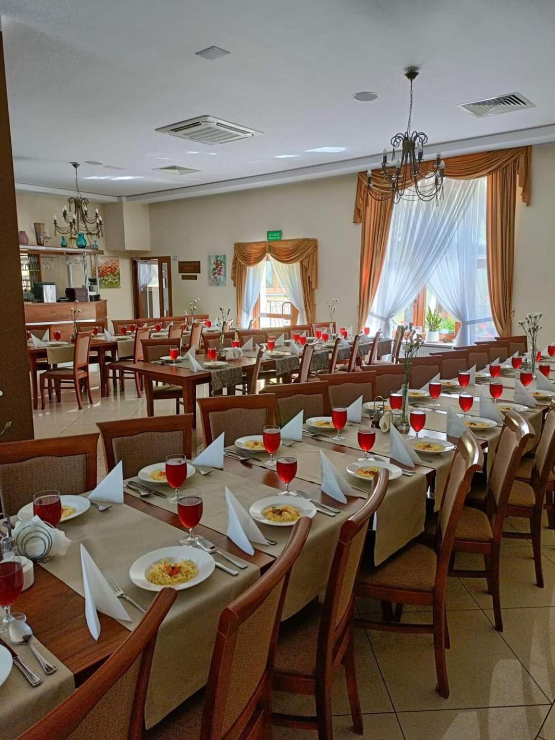 Hotel Chancza Spa & Restauracja Rakow  Екстер'єр фото
