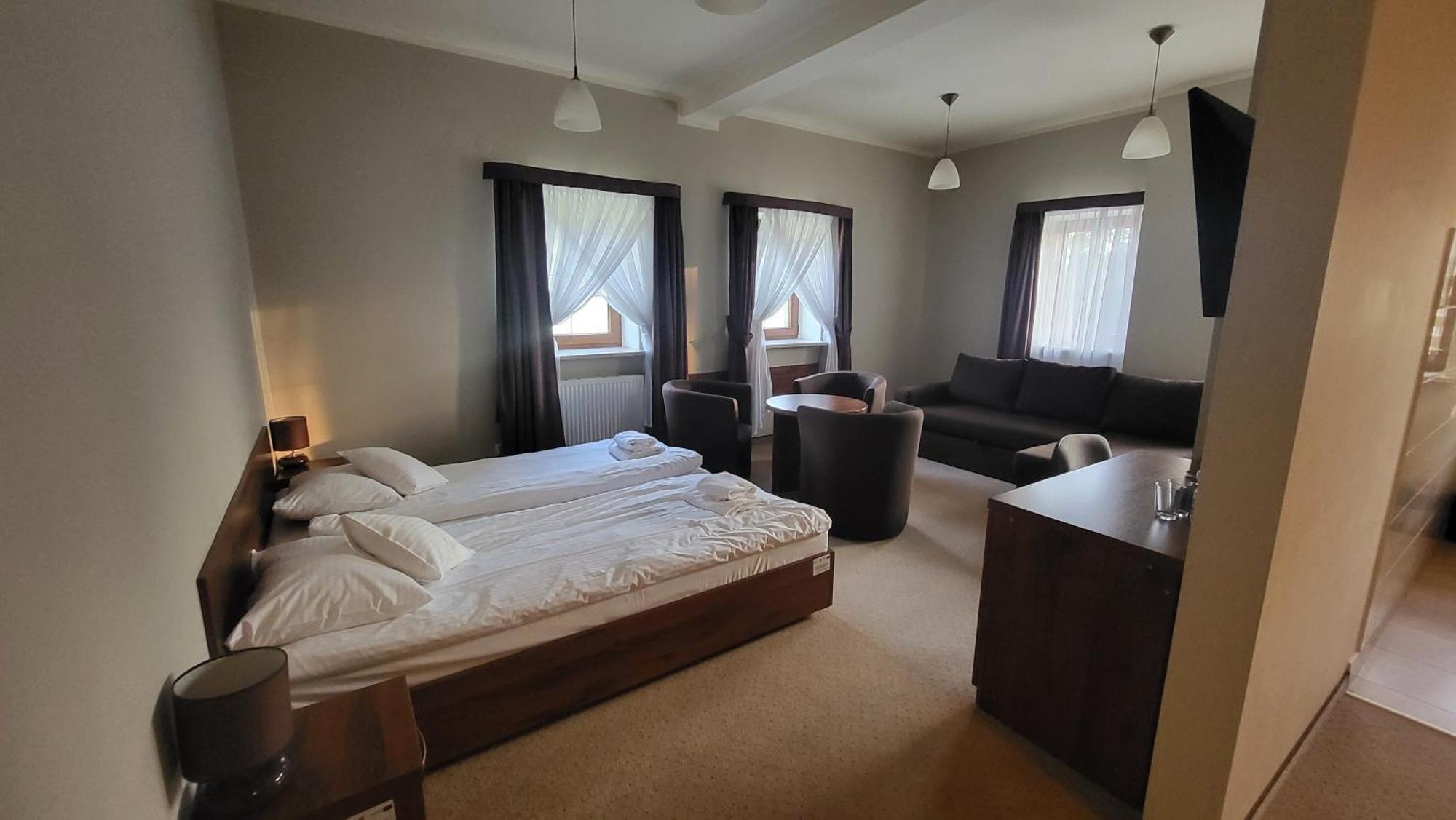 Hotel Chancza Spa & Restauracja Rakow  Екстер'єр фото