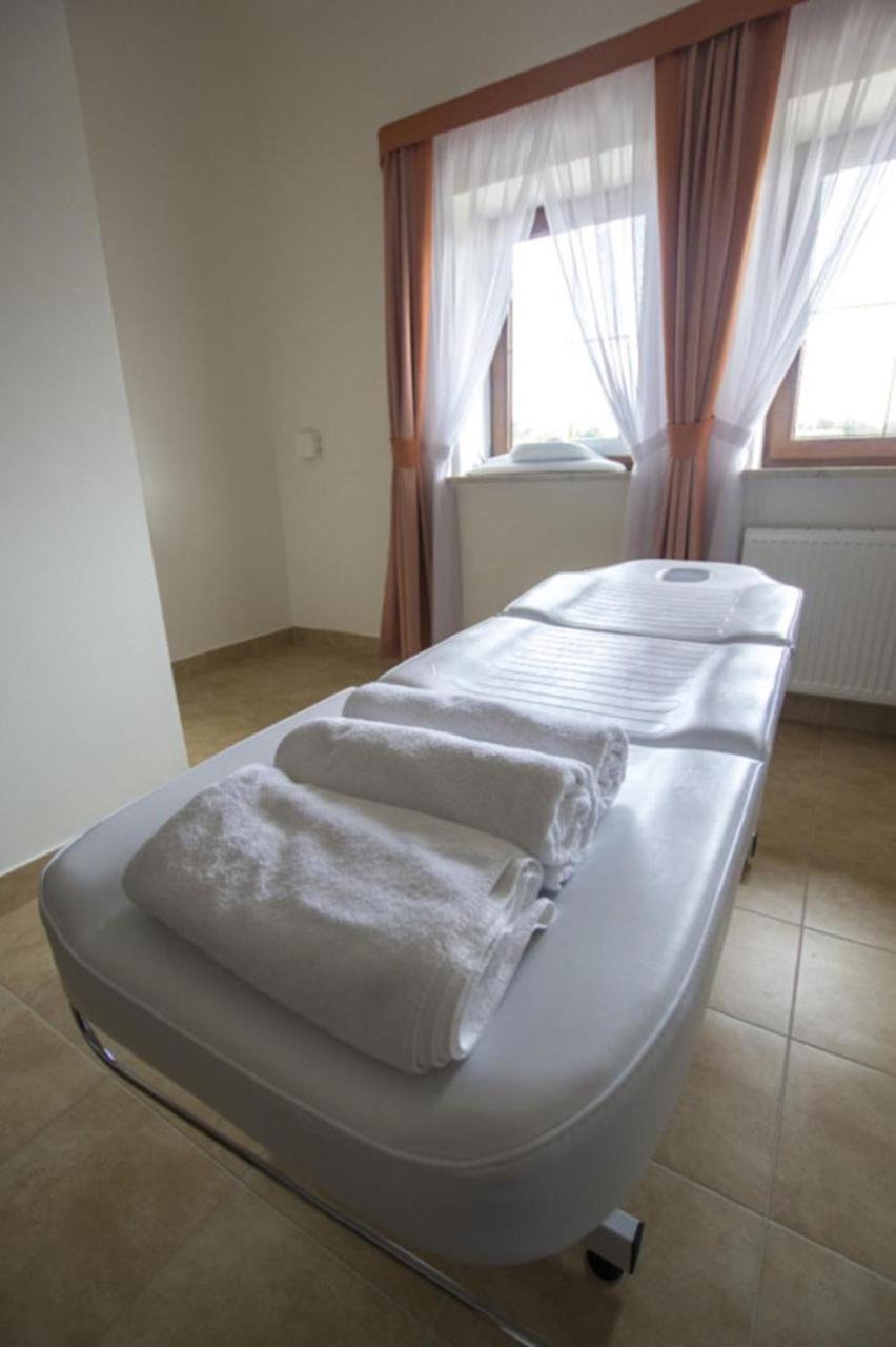 Hotel Chancza Spa & Restauracja Rakow  Екстер'єр фото